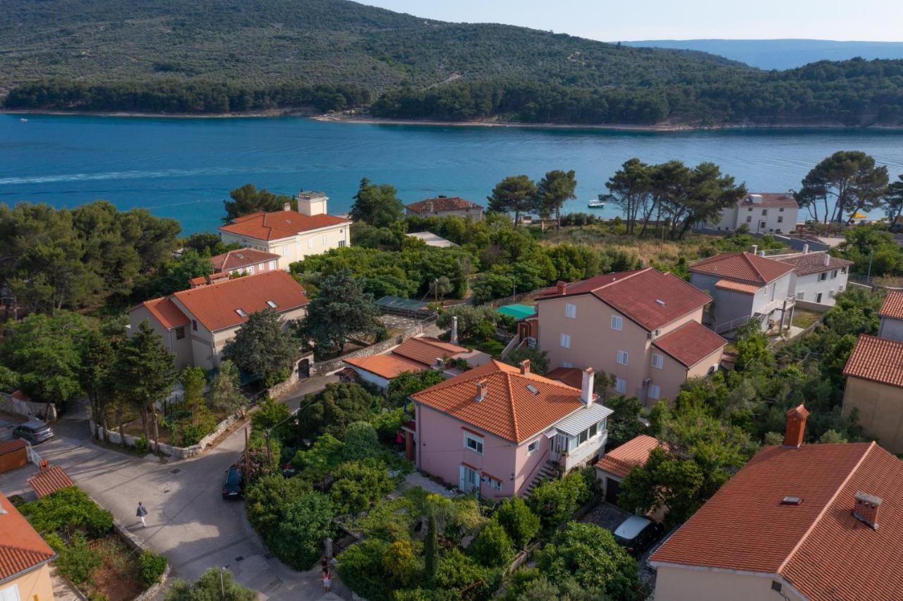 Apartments Bura & Jugo, Cres, Without Stress Εξωτερικό φωτογραφία