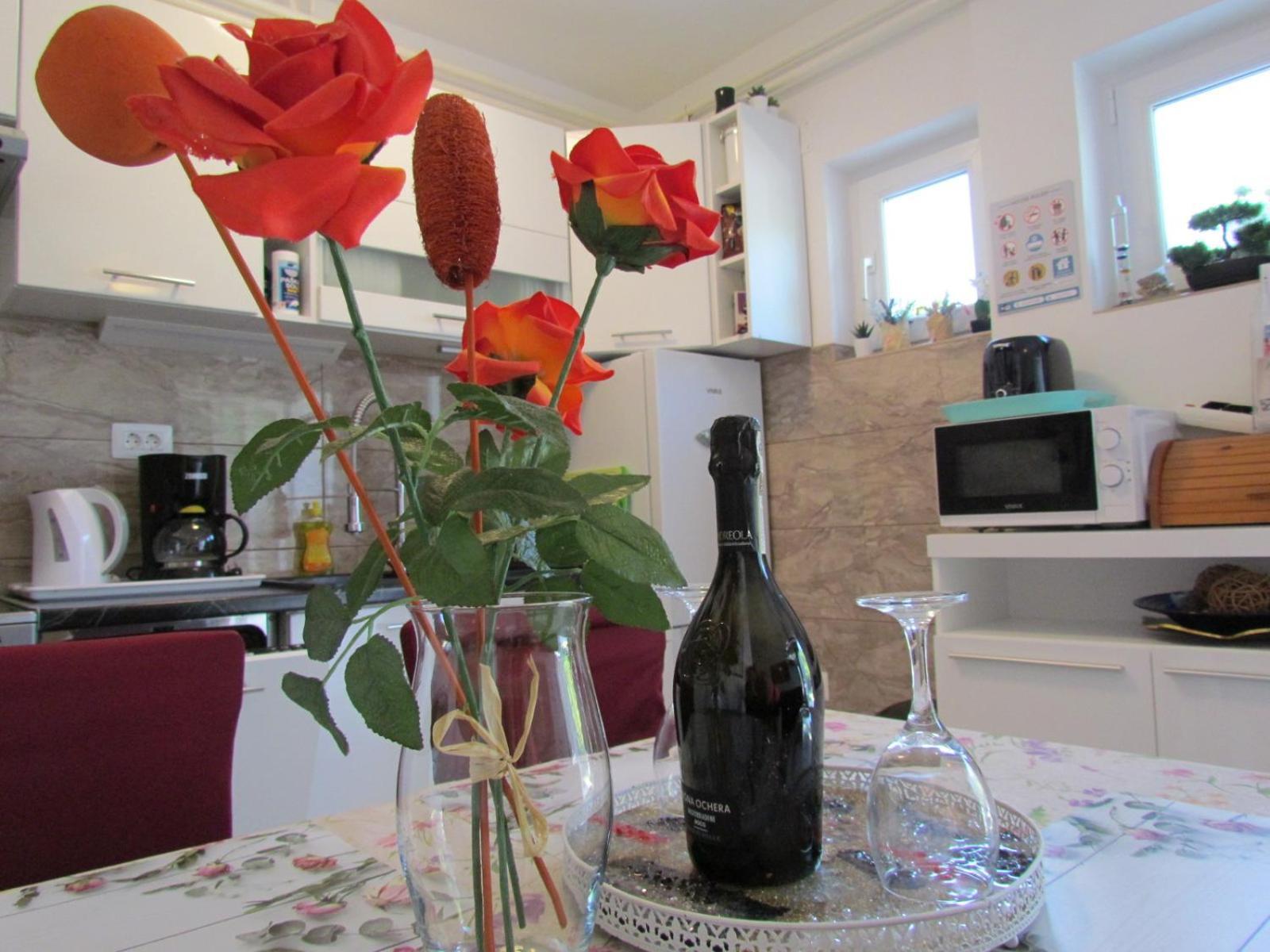 Apartments Bura & Jugo, Cres, Without Stress Εξωτερικό φωτογραφία