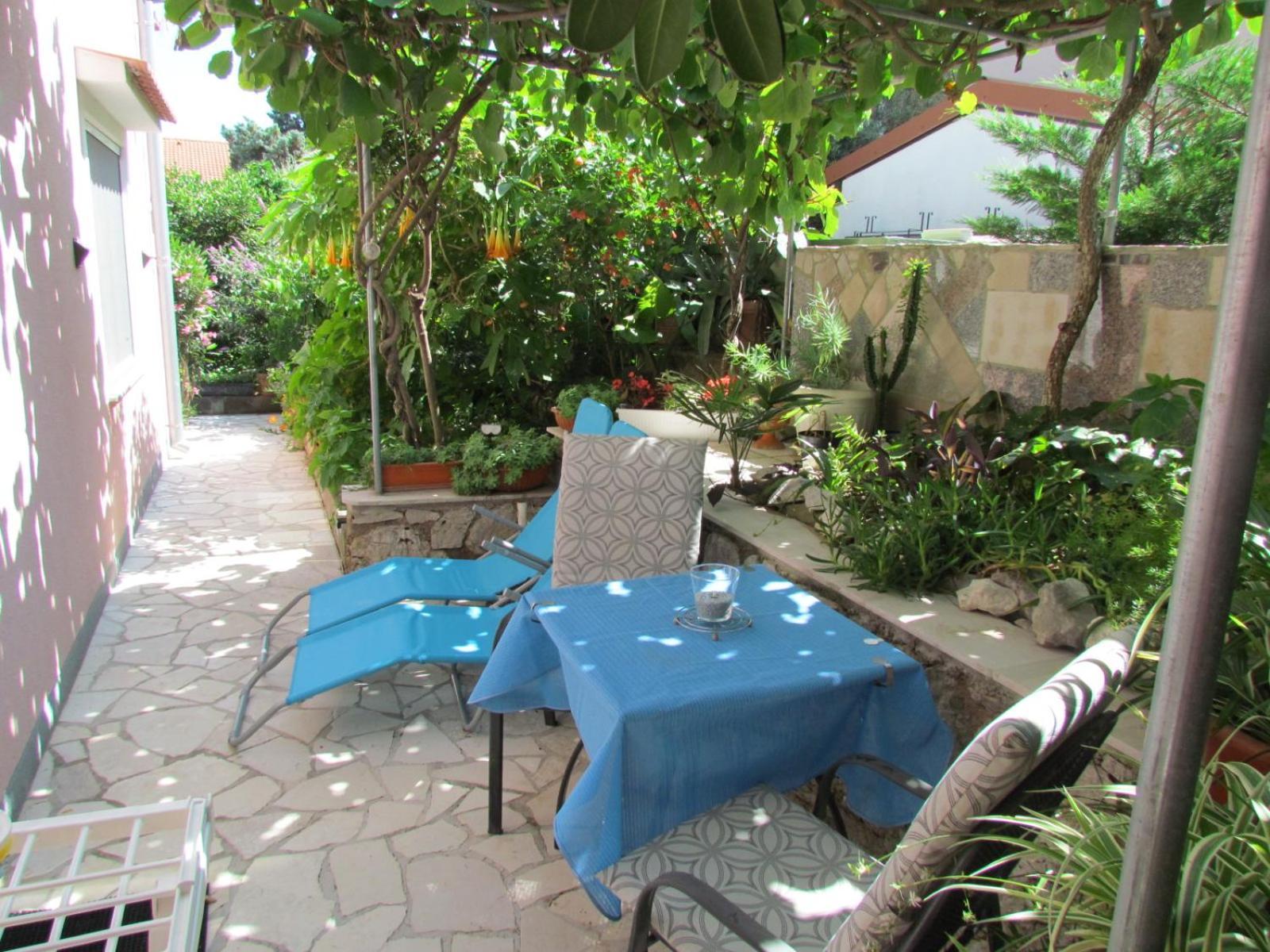 Apartments Bura & Jugo, Cres, Without Stress Εξωτερικό φωτογραφία
