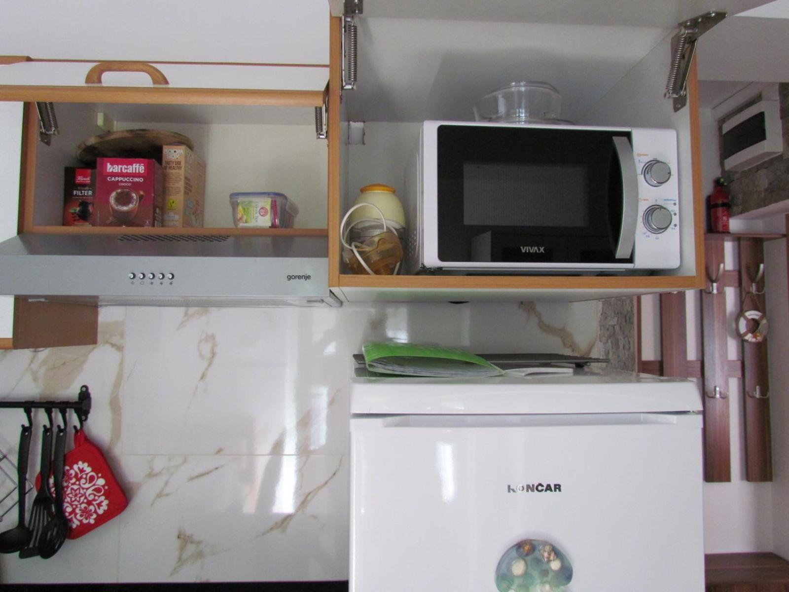 Apartments Bura & Jugo, Cres, Without Stress Εξωτερικό φωτογραφία