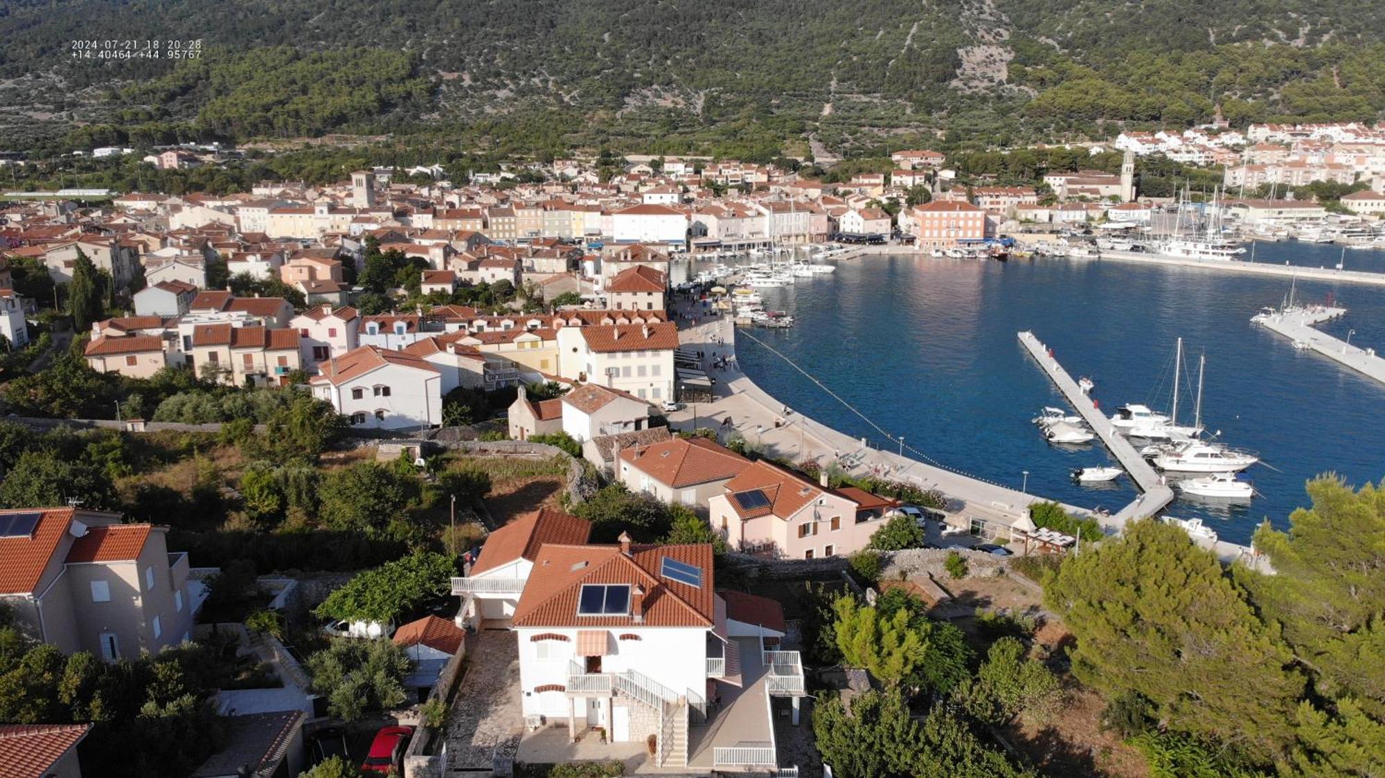 Apartments Bura & Jugo, Cres, Without Stress Εξωτερικό φωτογραφία